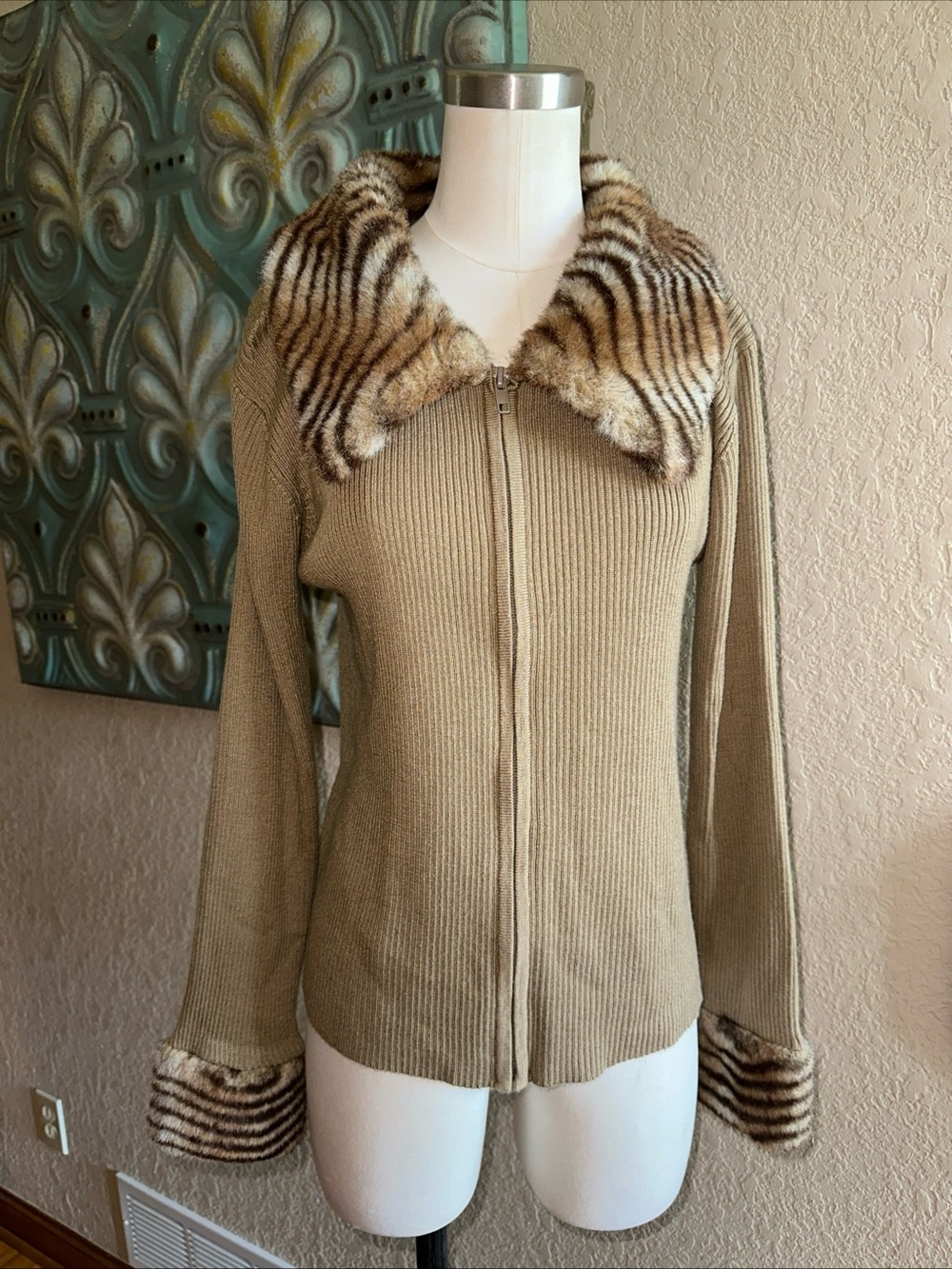 Radzoli Womens 8 Faux Fur Collar Cuff Zip Sweater Wool Blend Y2K Brown